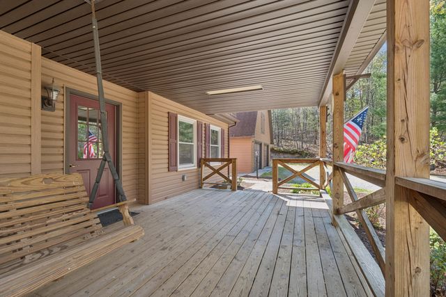 181 Serenity LN, Blue Ridge, VA 24064