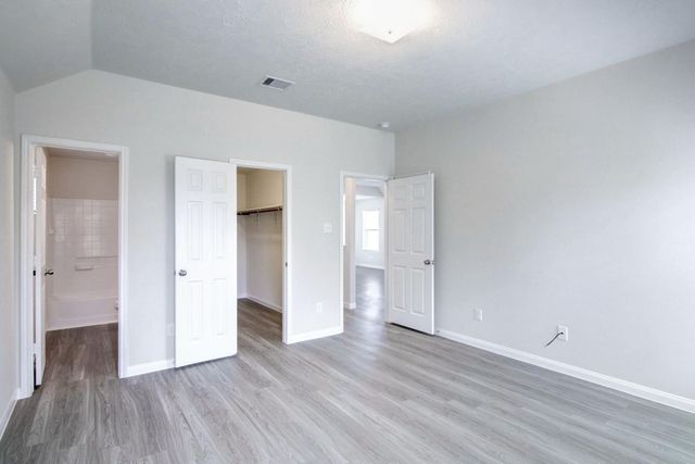 12724 Rio Lindo Street, Rosharon, TX 77583