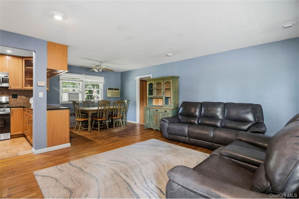 1691 Ivanhoe Drive, Merrick, NY 11566 — photo 4