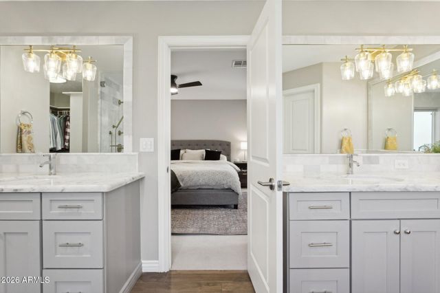 3021 N 47TH Place, Phoenix, AZ 85018