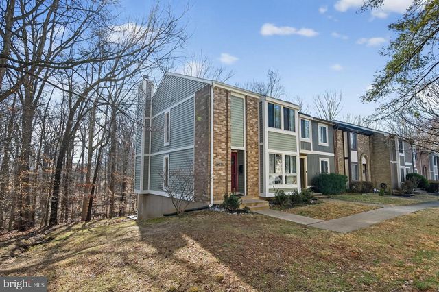 6077 HOLLOW HILL LN, Springfield, VA 22152