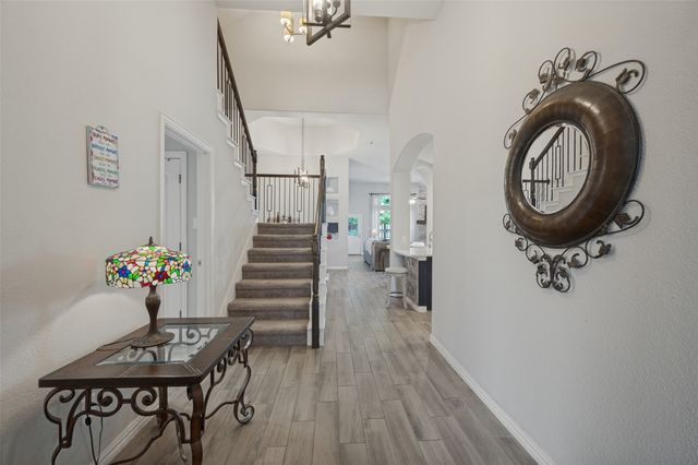 629 Wilmington Lane, Aubrey, TX 76227