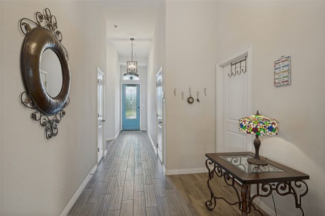 629 Wilmington Lane, Aubrey, TX 76227