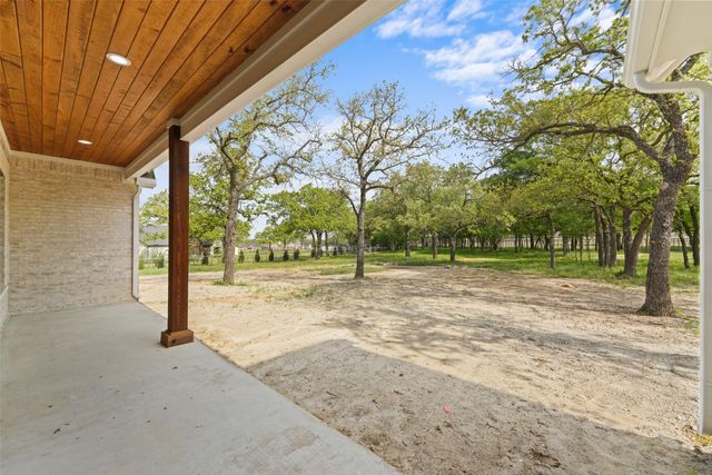 1000 Bluebonnet Ridge, Weatherford, TX 76087