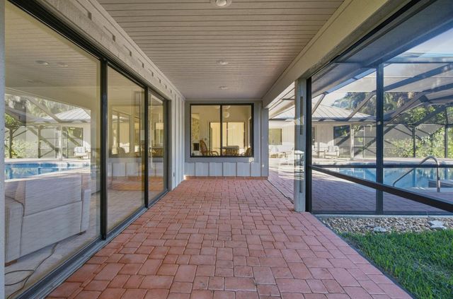 5061 SE Burning Tree Circle, Stuart, FL 34997