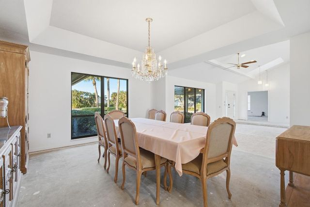 5061 SE Burning Tree Circle, Stuart, FL 34997