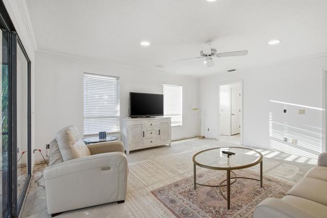 5061 SE Burning Tree Circle, Stuart, FL 34997