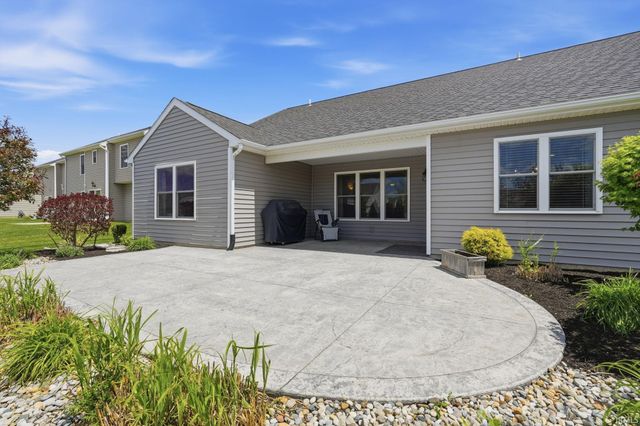 2113 Meadowsweet Parkway, Fort Wayne, IN 46808