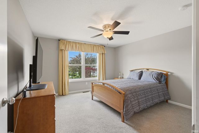 2113 Meadowsweet Parkway, Fort Wayne, IN 46808