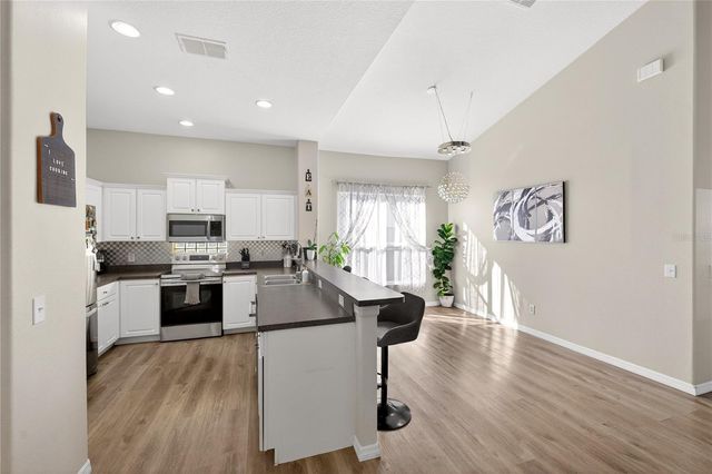 650 TUSCAN HILLS BLVD, Davenport, FL 33897