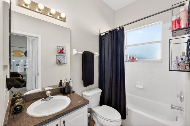 650 TUSCAN HILLS BLVD, Davenport, FL 33897