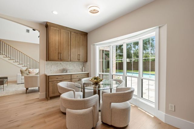 5665 Pine Forest Road, Houston, TX 77056