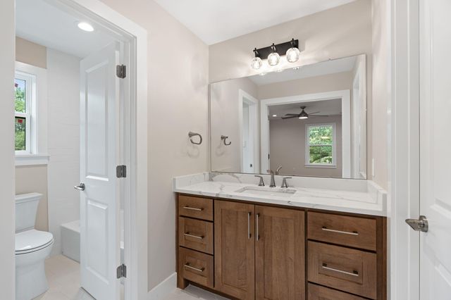 5665 Pine Forest Road, Houston, TX 77056