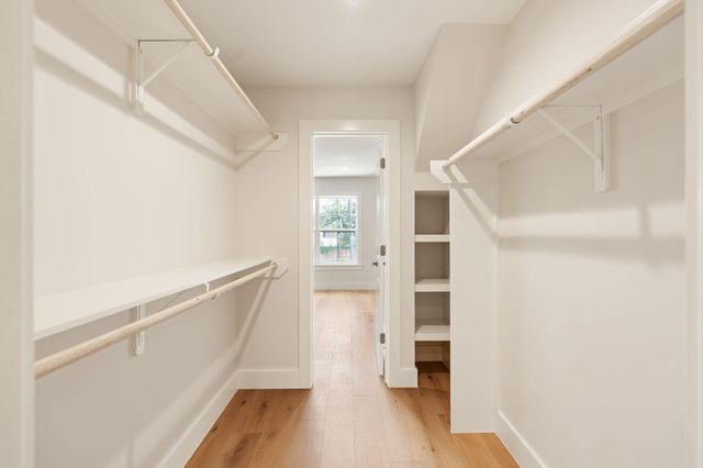 5665 Pine Forest Road, Houston, TX 77056
