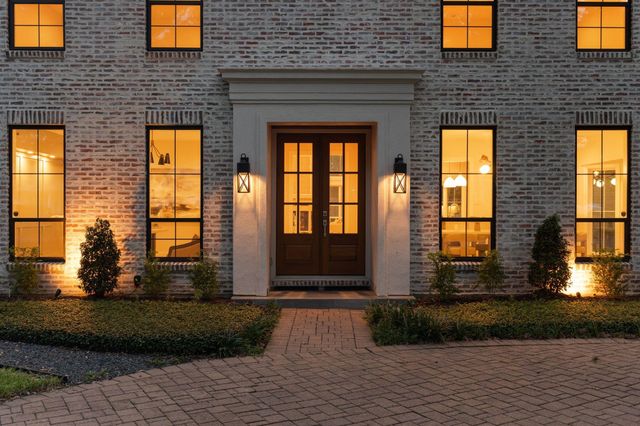 5665 Pine Forest Road, Houston, TX 77056