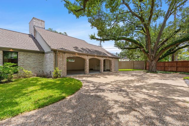 5665 Pine Forest Road, Houston, TX 77056