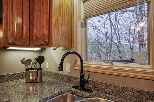 47 Coronado Lane, Hot Springs Village, AR 71909