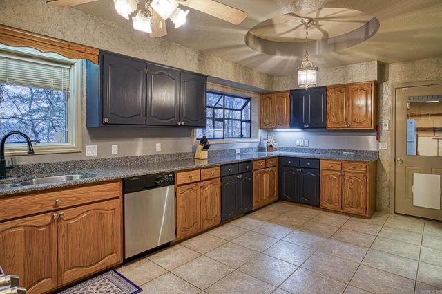 47 Coronado Lane, Hot Springs Village, AR 71909