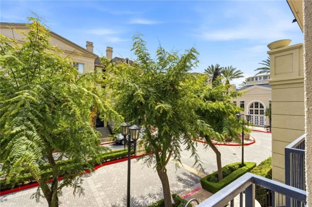 3273 Watermarke Place, Irvine, CA 92612