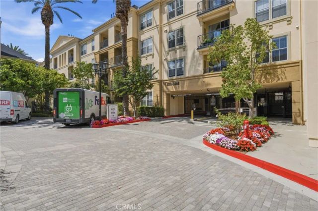 3273 Watermarke Place, Irvine, CA 92612
