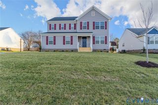 12601 Poplar Village Pl, Chester, VA 23831