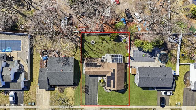 5 Berkshire Drive, Howell, NJ 07731