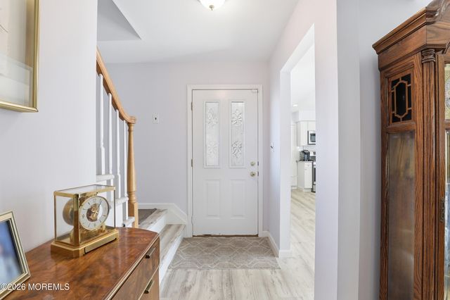 5 Berkshire Drive, Howell, NJ 07731