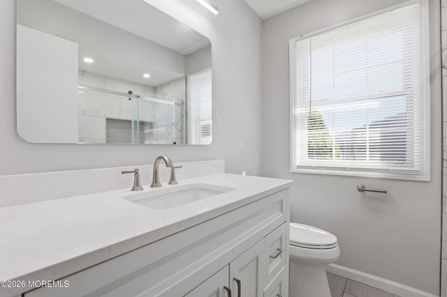 5 Berkshire Drive, Howell, NJ 07731