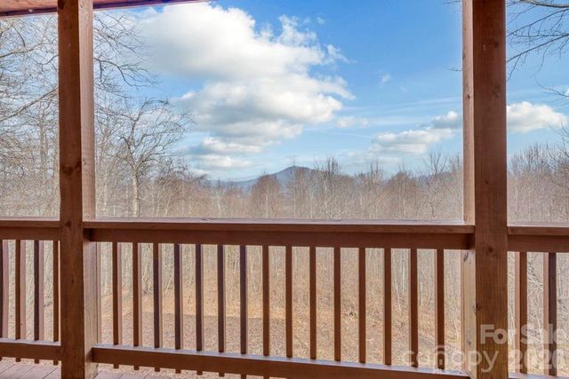 461 Arrowhead Ridge Road, Spruce Pine, NC 28777