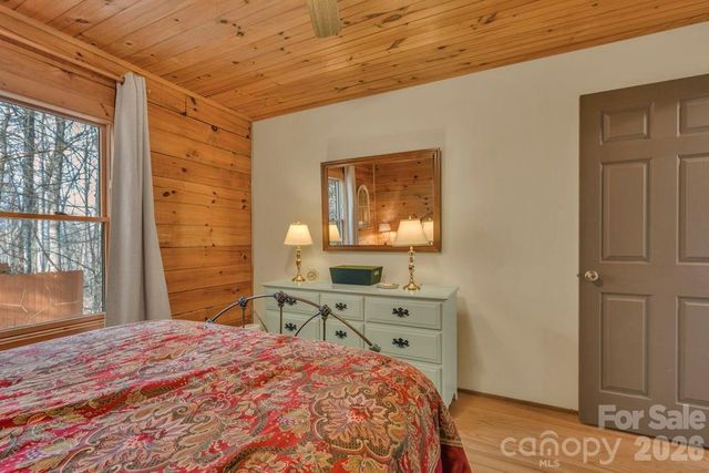 461 Arrowhead Ridge Road, Spruce Pine, NC 28777