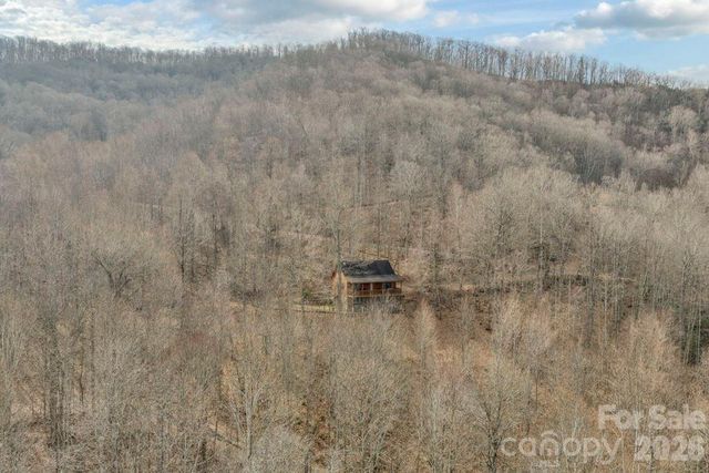 461 Arrowhead Ridge Road, Spruce Pine, NC 28777