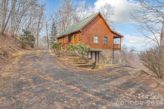 461 Arrowhead Ridge Road, Spruce Pine, NC 28777