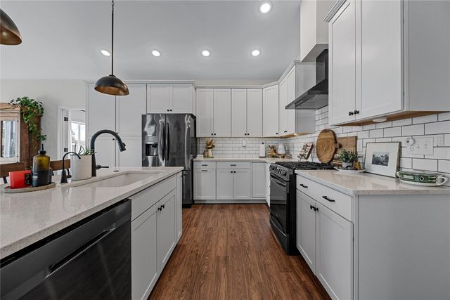 301 Wildcat Court, Shellsburg, IA 52332