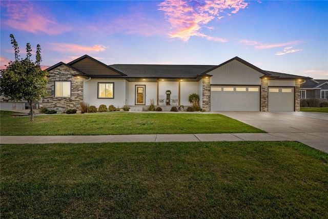 301 Wildcat Court, Shellsburg, IA 52332