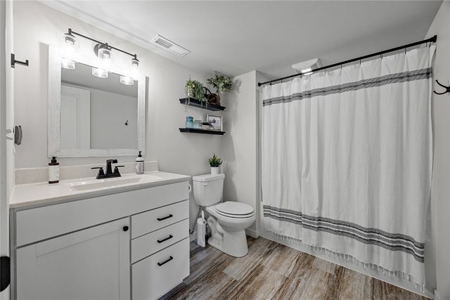 301 Wildcat Court, Shellsburg, IA 52332