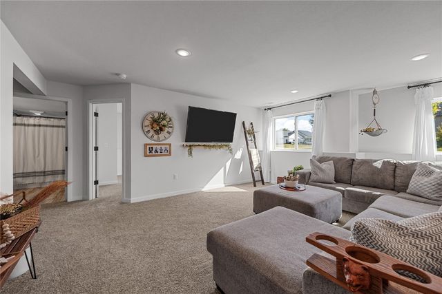 301 Wildcat Court, Shellsburg, IA 52332