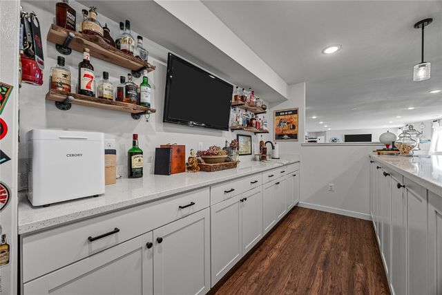 301 Wildcat Court, Shellsburg, IA 52332