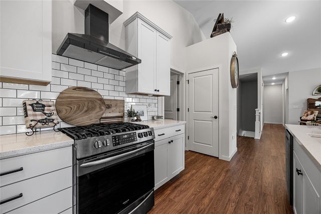 301 Wildcat Court, Shellsburg, IA 52332