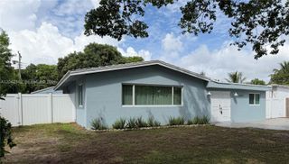 2771 NE 2nd Ter, Pompano Beach, FL 33064