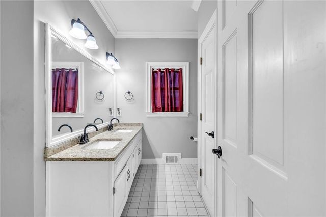 1828 Chedworth Lane, Stone Mountain, GA 30087