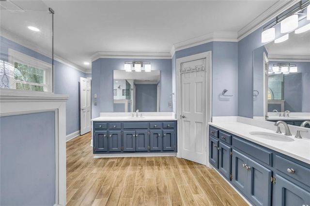 1828 Chedworth Lane, Stone Mountain, GA 30087