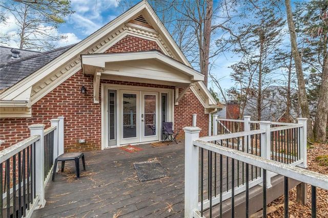 1828 Chedworth Lane, Stone Mountain, GA 30087