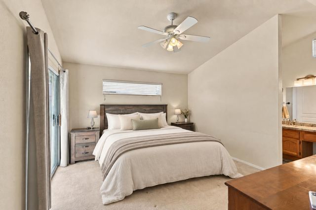 7668 Sundrift Ln, Sacramento, CA 95828