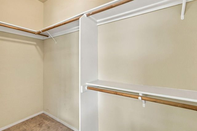 7668 Sundrift Ln, Sacramento, CA 95828