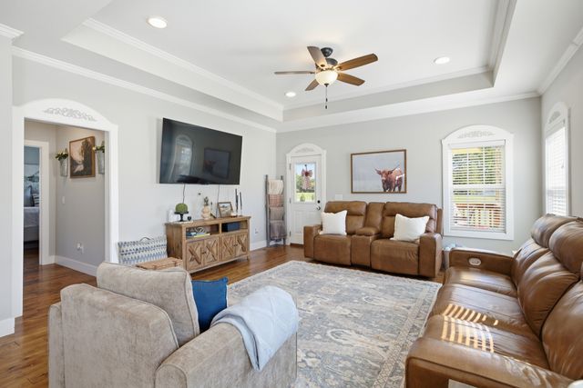 74 PINE BLUFF RD, Winchester, TN 37398