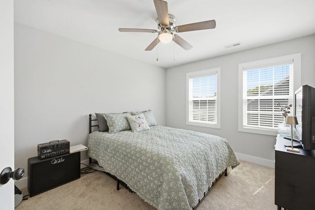 74 PINE BLUFF RD, Winchester, TN 37398
