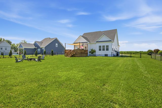 74 PINE BLUFF RD, Winchester, TN 37398