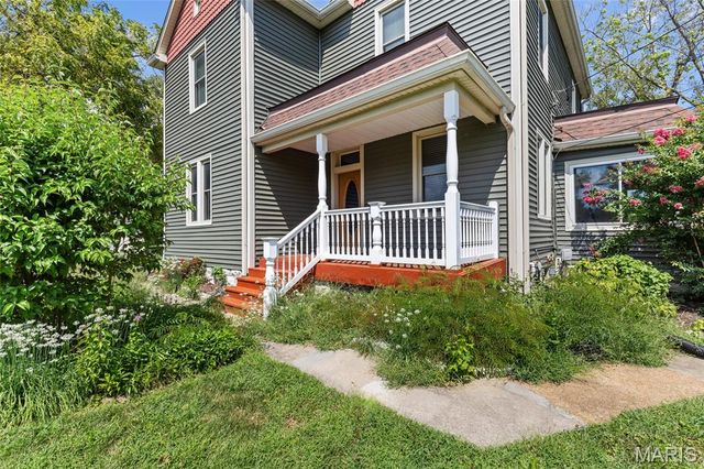 811 Tom Ginnever Avenue, O'fallon, MO 63366