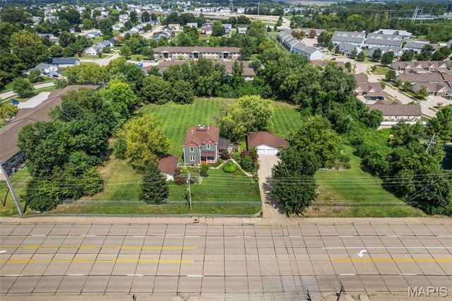 811 Tom Ginnever Avenue, O'fallon, MO 63366