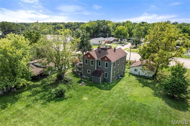 811 Tom Ginnever Avenue, O'fallon, MO 63366